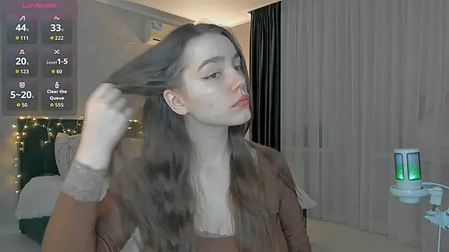 Snapshot of sweete_chantal chatting on 02/12/26, 03:34 sweete chantal online show from 02/12/26, 03:34