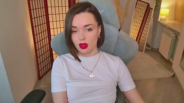 AvaFlower online show from 11/13/25, 03:55