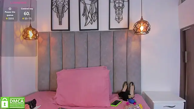 Gia Scott online show from 11/25/25, 02:17