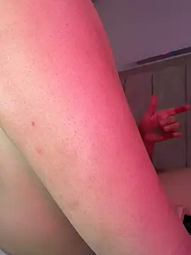 Mia Juicyberry online show from 05/14/26, 01:01