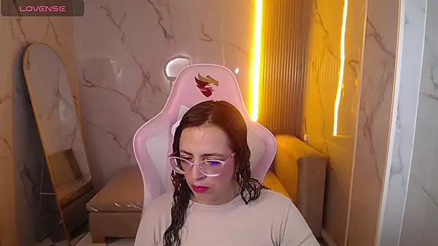  Evoni b online show from 10/09/25, 12:36