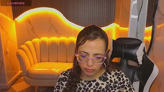  Evoni b online show from 11/15/25, 12:34