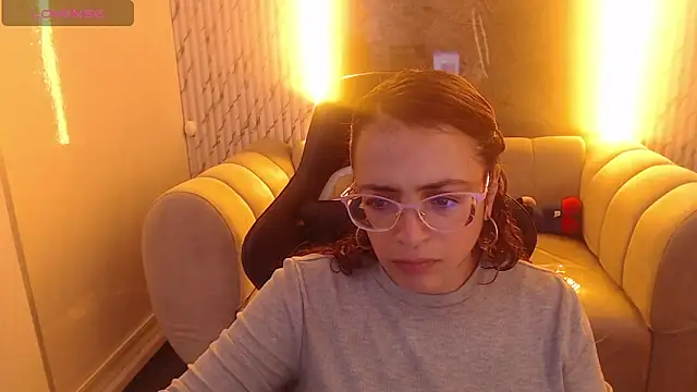  Evoni b online show from 11/21/25, 12:48