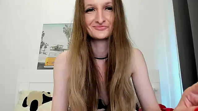 Snapshot of Kitty_Player chatting on 06/12/26, 10:25 Kitty Player online show from 06/12/26, 10:25