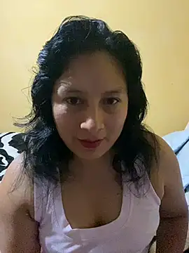 Snapshot of Janelita chatting on 09/28/25, 12:49 Janelita online show from 09/28/25, 12:49