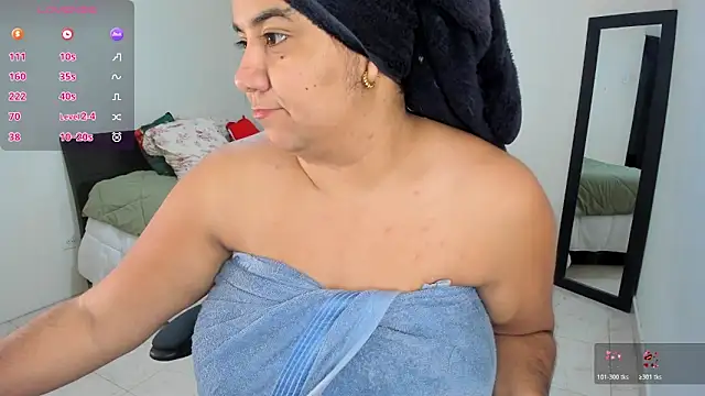 Snapshot of MariamCastiblanco chatting on 05/16/26, 04:17 MariamCastiblanco online show from 05/16/26, 04:17