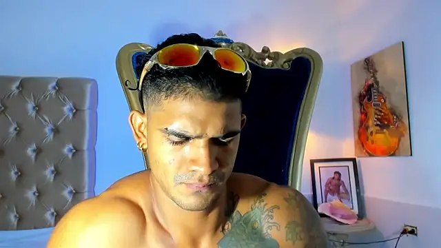 antonio  444 online show from 04/29/26, 06:58