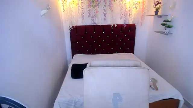 wild couple sex 69 online show from 05/04/26, 01:51
