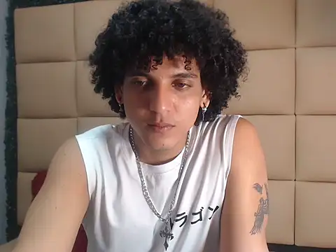 Xfire boy69 online show from 10/06/25, 03:09