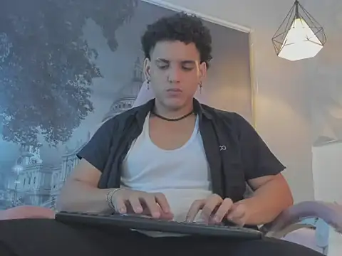 Xfire boy69 online show from 11/24/25, 08:19