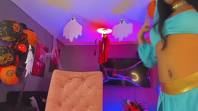 Snapshot of catalina_hot20 chatting on 10/17/25, 04:26 catalina hot20 online show from 10/17/25, 04:26