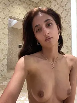 Snapshot of AriaXFlirt chatting on 09/16/25, 12:50 AriaXFlirt online show from 09/16/25, 12:50