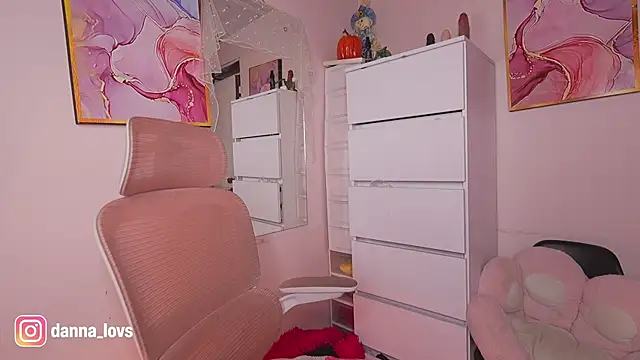 Snapshot of Dannaa_Lovs chatting on 10/24/25, 05:31 Dannaa Lovs online show from 10/24/25, 05:31