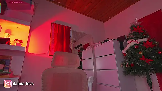 Snapshot of Dannaa_Lovs chatting on 12/02/25, 06:03 Dannaa Lovs online show from 12/02/25, 06:03