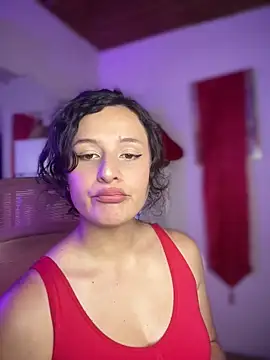 Snapshot of Dannaa_Lovs chatting on 12/15/25, 05:28 Dannaa Lovs online show from 12/15/25, 05:28