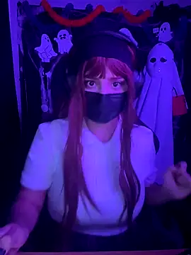 Snapshot of Anonnymsk chatting on 10/31/25, 05:30 Anonnymsk online show from 10/31/25, 05:30