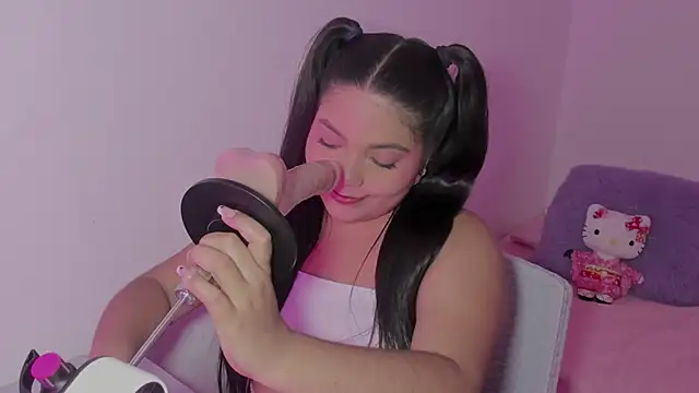 Snapshot of Lily_hot25 chatting on 03/06/26, 02:52 Lily hot25 online show from 03/06/26, 02:52