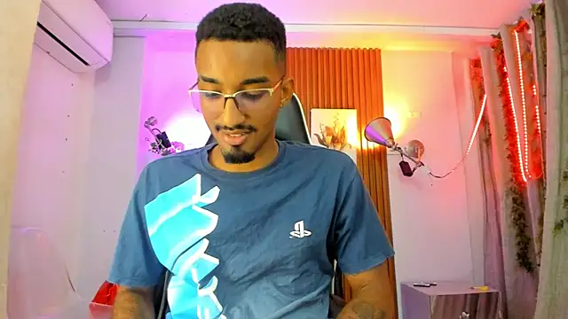 Darwin mayo online show from 10/03/25, 05:43