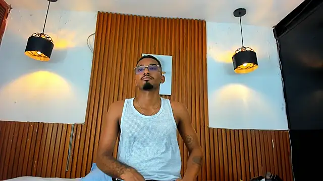 Darwin mayo online show from 10/27/25, 05:39