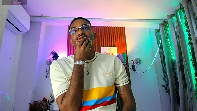 Darwin mayo online show from 11/20/25, 05:56