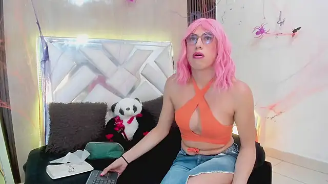 karen matwell online show from 10/30/25, 02:29