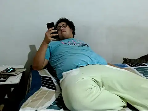 Snapshot of MeisanPaul chatting on 01/09/26, 04:15 MeisanPaul online show from 01/09/26, 04:15