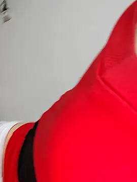 Snapshot of maher990 chatting on 03/21/26, 10:02 maher990 online show from 03/21/26, 10:02