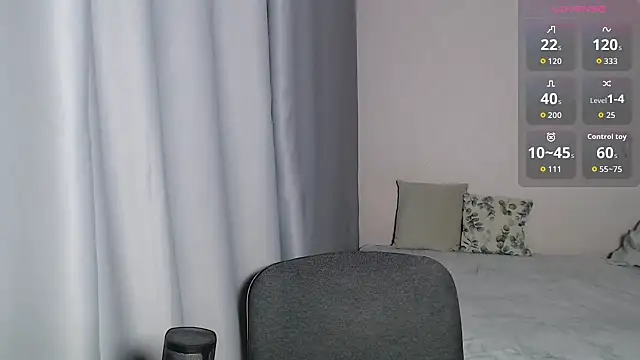 Snapshot of EvaXanny chatting on 02/08/26, 01:58 EvaXanny online show from 02/08/26, 01:58