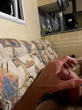 Snapshot of maxime3266 chatting on 09/17/25, 07:26 maxime3266 online show from 09/17/25, 07:26