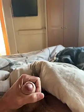 Snapshot of maxime3266 chatting on 10/16/25, 06:47 maxime3266 online show from 10/16/25, 06:47