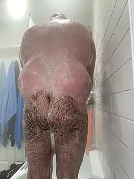 different-strokes online show from 10/16/25, 04:08