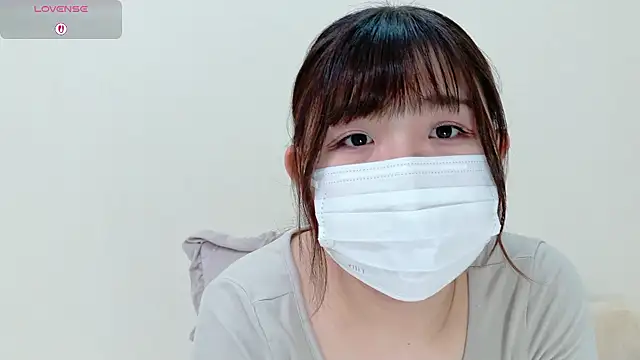 mana-chan online show from 09/11/25, 02:22