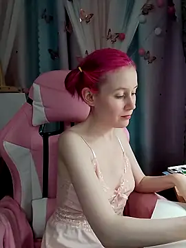 Fuzzy Unicorn online show from 10/21/25, 07:14