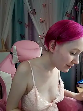 Fuzzy Unicorn online show from 11/25/25, 07:36