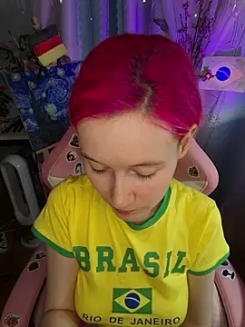 Fuzzy Unicorn online show from 06/15/26, 10:50