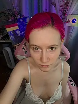 Fuzzy Unicorn online show from 06/17/26, 10:28