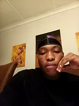 Snapshot of BlamedSimple chatting on 12/14/25, 09:08 BlamedSimple online show from 12/14/25, 09:08