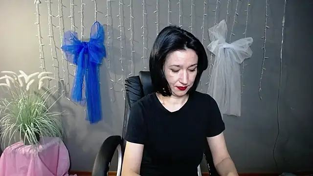 CameronEnns online show from 12/02/25, 07:31