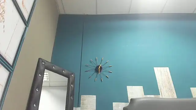 Ian1  online show from 11/18/25, 11:14