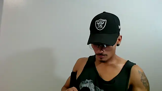 tanjir020 online show from 12/16/25, 12:15