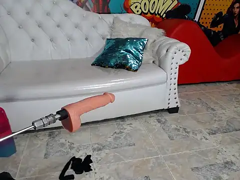 Snapshot of almesexyy chatting on 09/11/25, 04:07 almesexyy online show from 09/11/25, 04:07