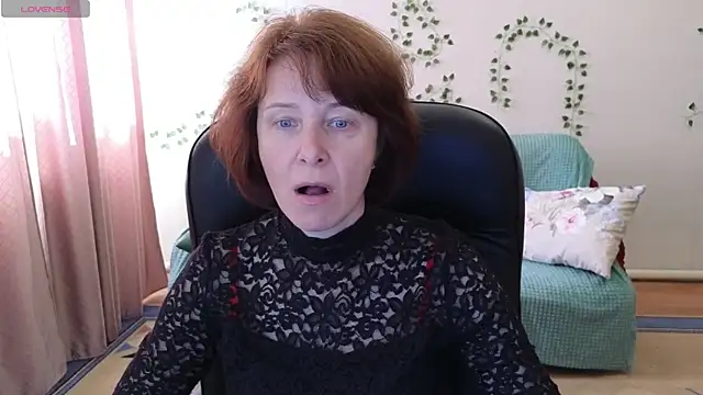 Lia Tito online show from 05/29/26, 06:44