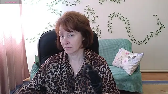Lia Tito online show from 06/06/26, 07:13