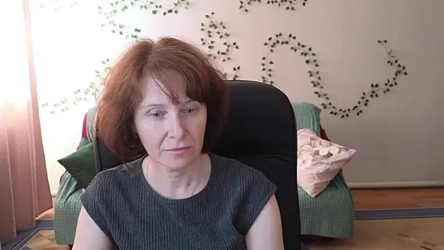 Lia Tito online show from 06/10/26, 06:34