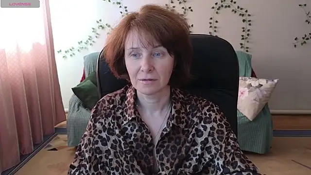 Lia Tito online show from 06/13/26, 05:49