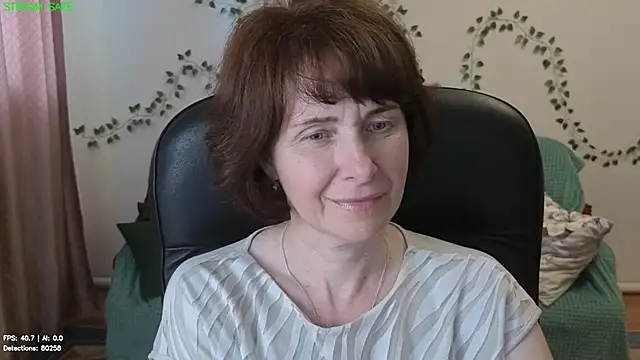 Lia Tito online show from 06/15/26, 01:13