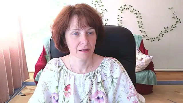Lia Tito online show from 06/25/26, 06:40