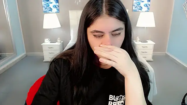 maddissonivanova online show from 10/18/25, 12:06