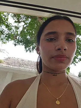 Lorena Mcfly online show from 04/30/26, 02:12