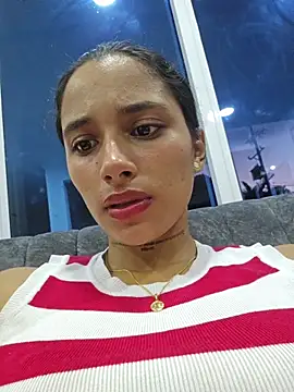 Lorena Mcfly online show from 06/27/26, 10:31